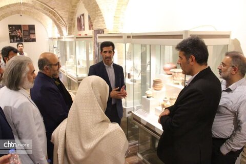 بازدید معاون امور فرهنگی وزیر فرهنگ از ۱۰۰ هزار تاریخ لرستان