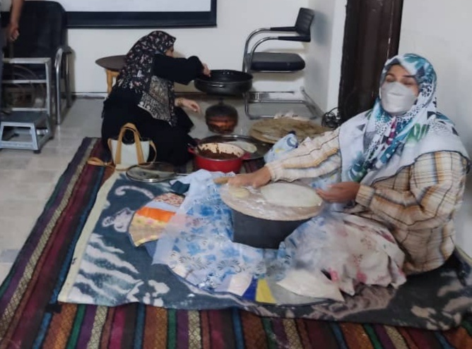 پخت و معرفی نان‌های محلی در موزه مردم‌شناسی بوشهر