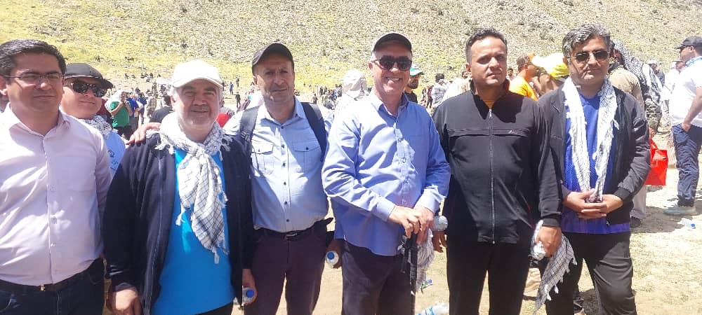 همایش کوه گل دنا