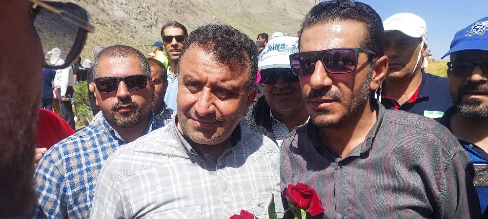 همایش کوه گل دنا