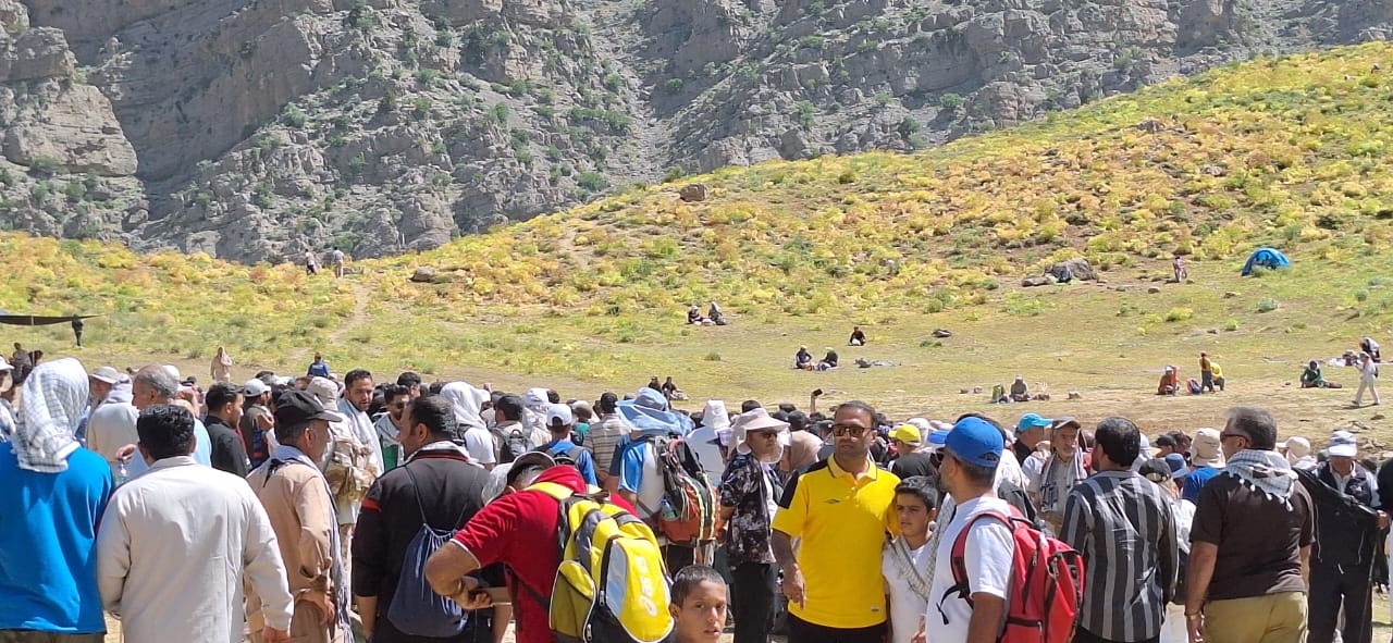 همایش کوه گل دنا