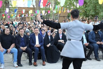 بهانه‌ای برای شادی با برگزاری جشن اوقات فراغت دی خوی