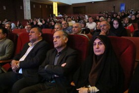 آیین اختتامیه و تجلیل از برگزیدگان نخستین جشنواره ملی مد و لباس زاگرس