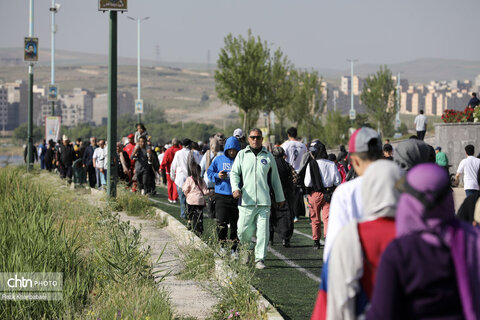 همایش پیاده روی خانوادگی دور دریاچه شورابیل