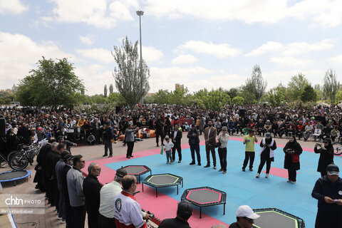 همایش پیاده روی خانوادگی دور دریاچه شورابیل