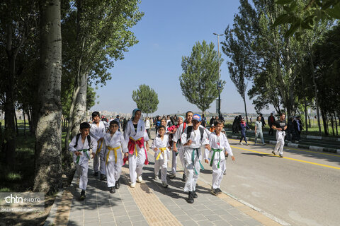 همایش پیاده روی خانوادگی دور دریاچه شورابیل