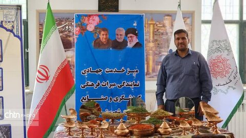 میز خدمت جهادی بخش گلباف کرمان برگزار شد