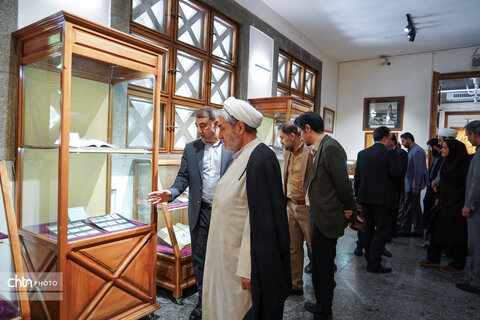 قضات و کارکنان دادسرای دادگستری از جاذبه‌های گردشگری همدان بازدید کردند