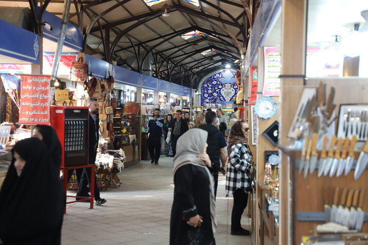 ۲۵ غرفه صنایع‌دستی در بازارچه رختشویخانه زنجان فعال است