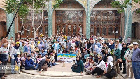 بازدید کمپرسواران از جاذبه‌های تاریخی و گردشگری آذربایجان غربی