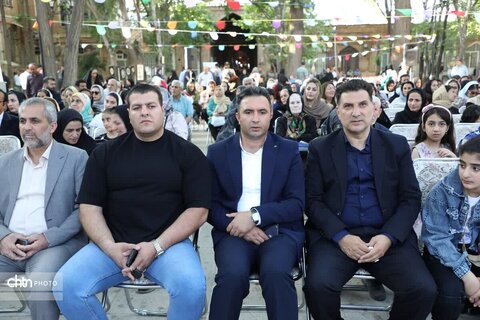 جشن اوقاف فراغت در کاروان‌سرای تاریخی خوی