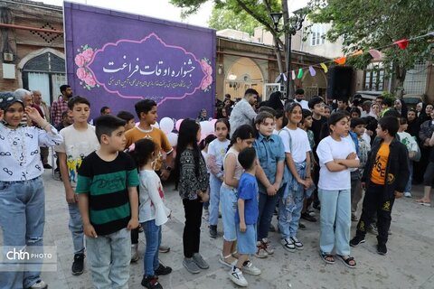 جشن اوقاف فراغت در کاروان‌سرای تاریخی خوی