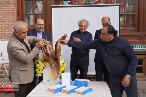 بزرگداشت خیام در مدرسه تاریخی هدایت ارومیه