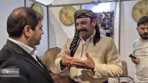 بازدید معاون سیاسی و امنیتی استانداری از شانزدهمین نمایشگاه سراسری صنایع دستی ایران یزد