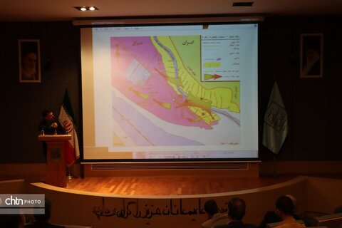 به مناسبت سوم خرداد  غبار روبی وعطر افشانی شهدای گمنام جبل النور ومراسم بزرگداشت آزاد سازی خرمشهر توسط کارکنان میراث فرهنگی خراسان رضوی