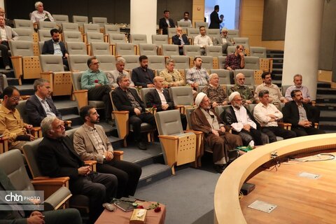 به مناسبت سوم خرداد  غبار روبی وعطر افشانی شهدای گمنام جبل النور ومراسم بزرگداشت آزاد سازی خرمشهر توسط کارکنان میراث فرهنگی خراسان رضوی