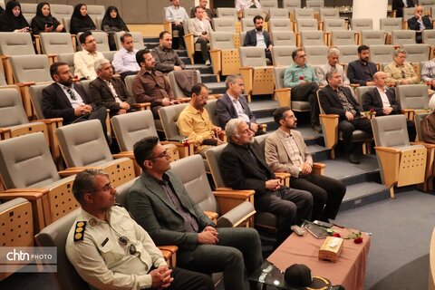 به مناسبت سوم خرداد  غبار روبی وعطر افشانی شهدای گمنام جبل النور ومراسم بزرگداشت آزاد سازی خرمشهر توسط کارکنان میراث فرهنگی خراسان رضوی