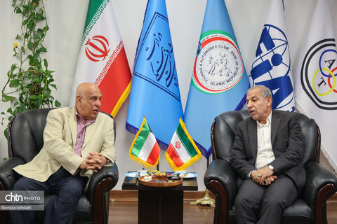 دیدار مدیر ارشد اجرایی و رئیس کلوپ بین‌المللی اتومبیلرانی کویت با مدیرعامل کانون جهانگردی و اتومبیلرانی
