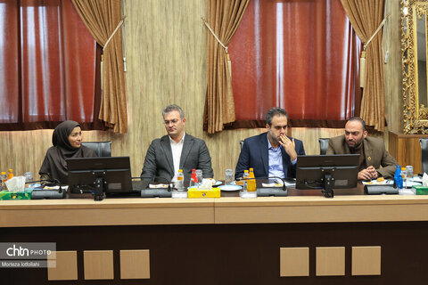 دیدار مدیر ارشد اجرایی و رئیس کلوپ بین‌المللی اتومبیلرانی کویت با مدیرعامل کانون جهانگردی و اتومبیلرانی