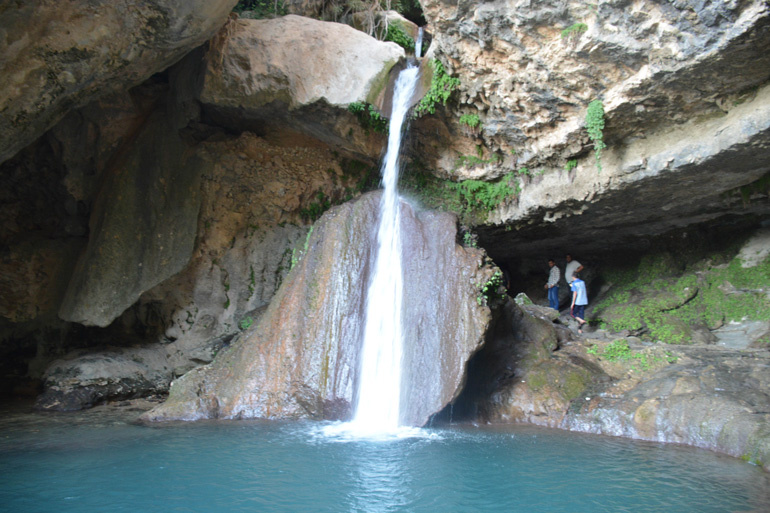 آبشار تنگ تامرادی