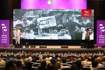 اهدای سلام و درود وزیر میراث‌فرهنگی به مردم خوزستان در جشنواره تئاتر فتح خرمشهر/ سردار قاسمی: زبان هنر، راهی بی‌بدیل برای روایت حقیقتِ مقاومت و انتقال میراث دفاع مقدس است