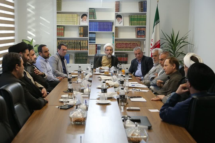 جلسه هماهنگی ثبت جهانی مساجد تاریخی با حضور امام جمعه قزوین برگزار شد