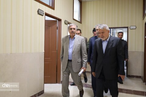 حضور وزیر میراث فرهنگی در شرکت توسعه گردشگری ایران