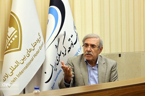 حضور وزیر میراث فرهنگی در شرکت توسعه گردشگری ایران