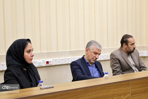حضور وزیر میراث فرهنگی در شرکت توسعه گردشگری ایران