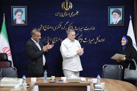 آیین تقدیر از ایثارگران اداره‌کل میراث‌فرهنگی، گردشگری و صنایع دستی خوزستان
