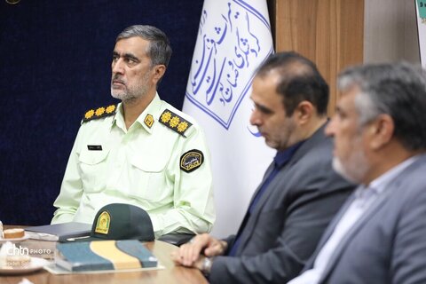 آیین تقدیر از ایثارگران اداره‌کل میراث‌فرهنگی، گردشگری و صنایع دستی خوزستان