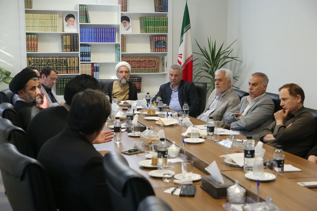 جلسه هماهنگی ثبت جهانی مساجد تاریخی با حضور امام جمعه قزوین برگزار شد