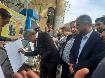 برگزاری آیین رونمایی از الواح ثبتی میراث  طبیعی و ناملموس اسکو/ ثبت رسمی سنت «یومورتا یازماق» و درختان کهنسال/ فرماندار اسکو: حفاظت از میراث وظیفه‌ای همگانی‌ست