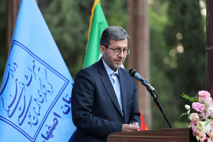 گردشگری، هوش مصنوعی و انرژی‌های نو سه محور اصلی توسعه اصفهان است