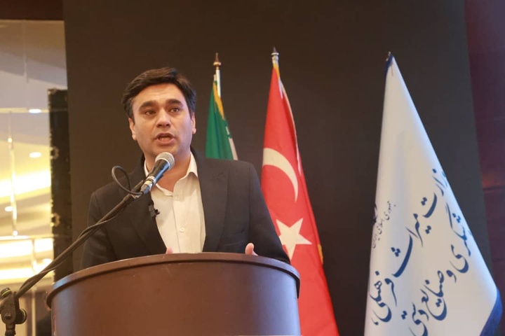 سال ۱۴۰۴، سال گردشگری خوراک است