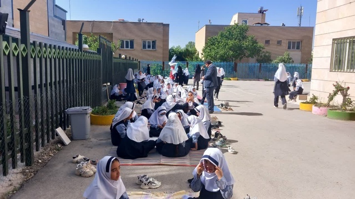 آموزش هنر سفالگری به دانش‌آموزان در شهرستان رزن