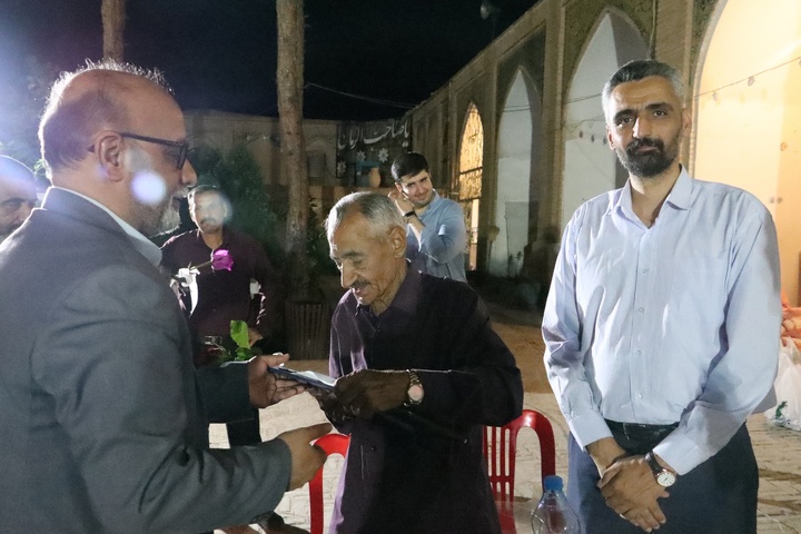 تجلیل بازنشتگان سمنان