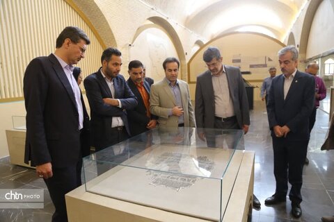 بازدید استاندار یزد از موزه‌ها و پروژه موزه‌ بزرگ یزد در هفته میراث فرهنگی