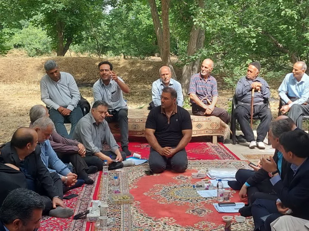 برگزاری جلسه شورای عالی باغستان سنتی قزوین با محوریت آب، امنیت و گردشگری