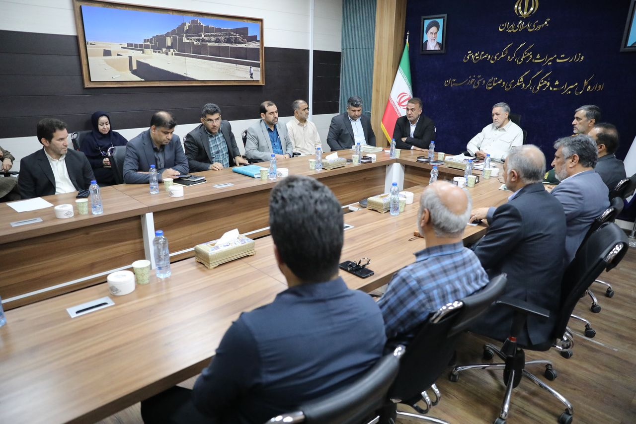 تجلیل از ایثارگران اداره‌کل میراث‌فرهنگی، گردشگری و صنایع‌دستی خوزستان