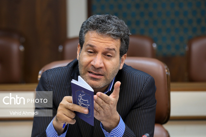 نشست کارگروه تدوین استاندارد آموزشی رشته صنایع دستی و هنر های سنتی