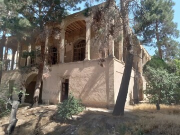 عملیات مرمت خانه تاریخی منصوری آغاز شد/ ملایر در حال بازیابی گنجینه