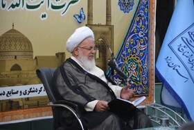 برگزاری جلسه تفسیر قرآن کریم در مسجد ارگ یزد