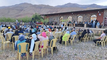 ششمین رویداد گردشگری گل و گلاب شاهوار برگزار شد