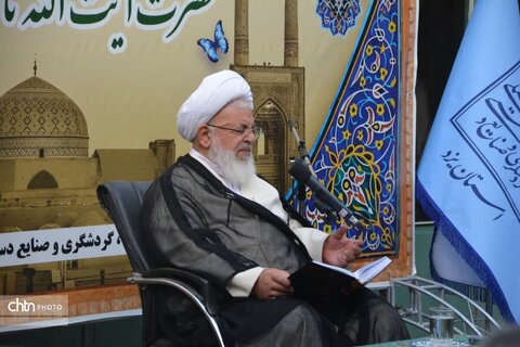 برگزاری جلسه تفسیر قرآن کریم در مسجد ارگ یزد