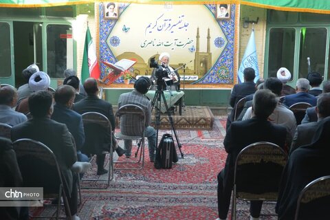برگزاری جلسه تفسیر قرآن کریم در مسجد ارگ یزد