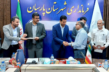 تجلیل از فعالان و کنشگران میراث فرهنگی پارسیان (گاوبندی)