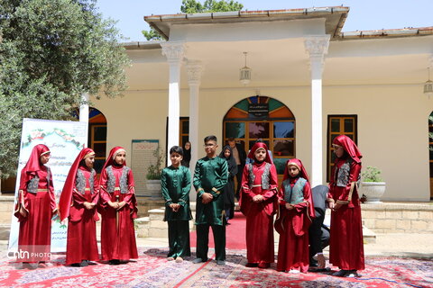 آیین شاهنامه‌خوانی در کاخ فلاحتی شهر ایلام برگزار شد