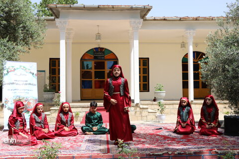 آیین شاهنامه‌خوانی در کاخ فلاحتی شهر ایلام برگزار شد