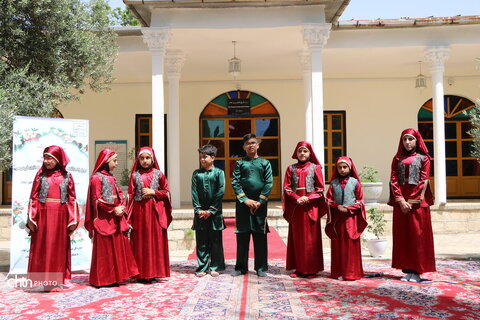 آیین شاهنامه‌خوانی در کاخ فلاحتی شهر ایلام برگزار شد